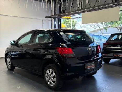 CHEVROLET Onix Hatch 1.0 4P FLEX LS, Foto 8