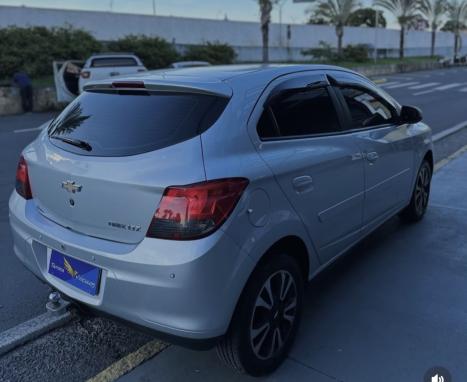 CHEVROLET Onix Hatch 1.4 4P FLEX LTZ AUTOM�TICO, Foto 4