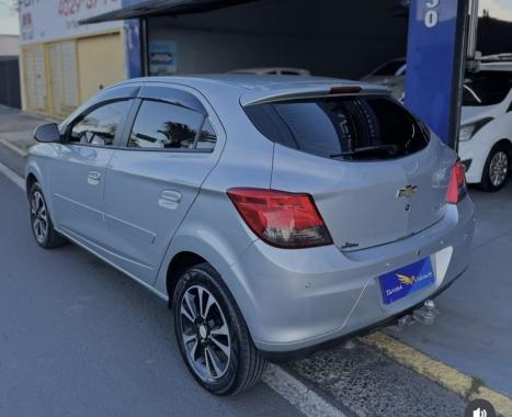 CHEVROLET Onix Hatch 1.4 4P FLEX LTZ AUTOM�TICO, Foto 5