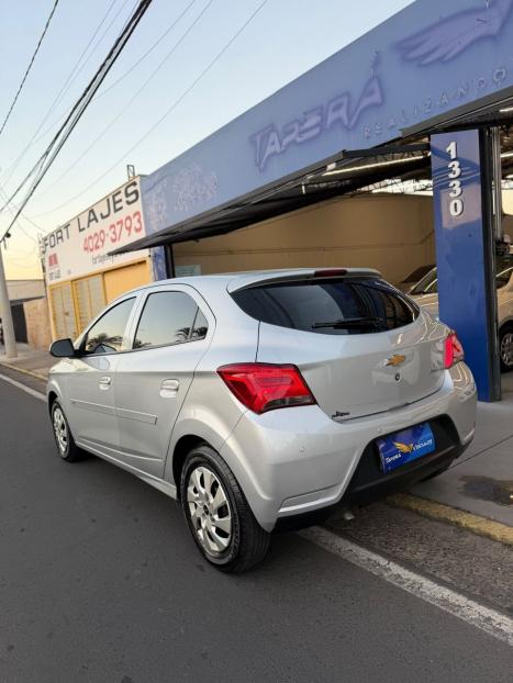 CHEVROLET Onix Hatch 1.0 4P FLEX LT, Foto 4