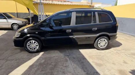 CHEVROLET Zafira 2.0 4P ELEGANCE AUTOM�TICO, Foto 14