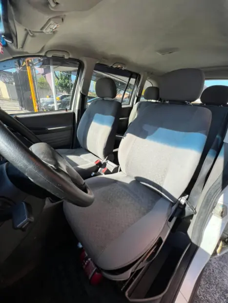 CHEVROLET Zafira 2.0 4P FLEX EXPRESSION 7 LUGARES, Foto 18