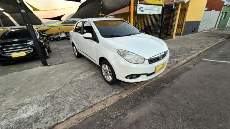 FIAT Grand Siena 1.6 16V 4P FLEX ESSENCE DUALOGIC AUTOMATIZADO, Foto 4