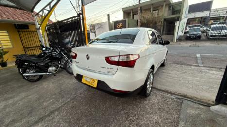 FIAT Grand Siena 1.6 16V 4P FLEX ESSENCE DUALOGIC AUTOMATIZADO, Foto 6