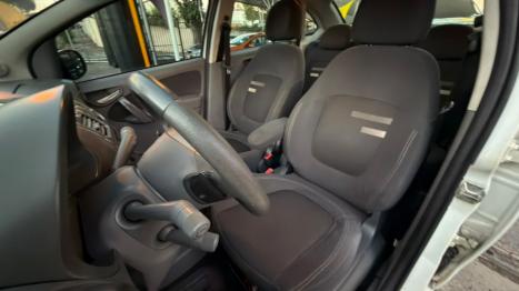 FIAT Grand Siena 1.6 16V 4P FLEX ESSENCE DUALOGIC AUTOMATIZADO, Foto 17