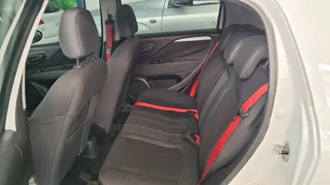 FIAT Punto 1.8 4P FLEX SPORTING DUALOGIC AUTOMATIZADO, Foto 6