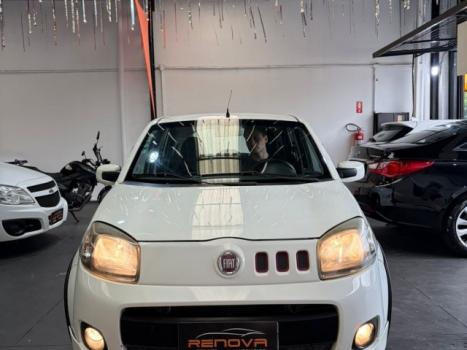 FIAT Uno 1.4 4P FLEX SPORTING, Foto 2