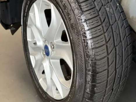 FORD Ecosport 2.0 16V 4P FLEX TITANIUM AUTOM�TICO, Foto 8