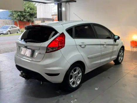 FORD Fiesta Hatch 1.6 16V 4P FLEX SE POWERSHIFT AUTOM�TICO, Foto 12