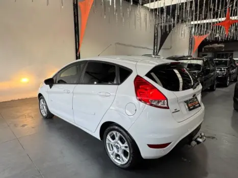 FORD Fiesta Hatch 1.6 16V 4P FLEX SE POWERSHIFT AUTOM�TICO, Foto 14