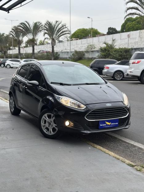 FORD Fiesta Hatch 1.6 4P, Foto 6
