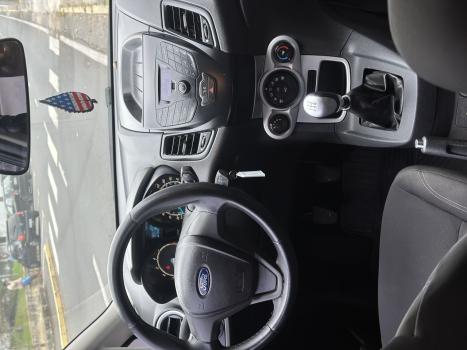 FORD Fiesta Hatch 1.6 4P, Foto 7