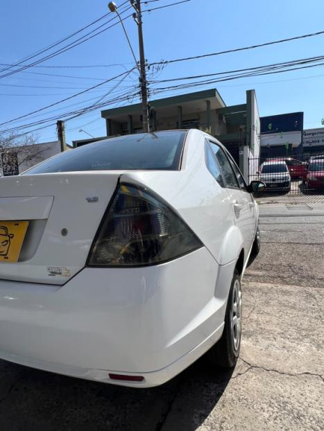 FORD Fiesta Sedan 1.6 4P ROCAM FLEX, Foto 9