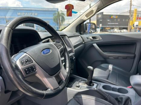 FORD Ranger 3.2 20V CABINE DUPLA 4X4 LIMITED TURBO DIESEL AUTOMTICO, Foto 5