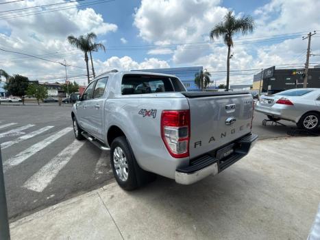 FORD Ranger 3.2 20V CABINE DUPLA 4X4 LIMITED TURBO DIESEL AUTOMTICO, Foto 11