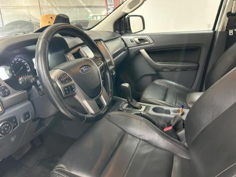 FORD Ranger 3.2 20V CABINE DUPLA 4X4 LIMITED PLUS TURBO DIESEL AUTOMTICO, Foto 4