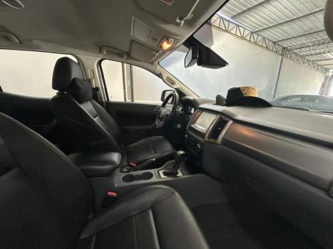 FORD Ranger 3.2 20V CABINE DUPLA 4X4 LIMITED PLUS TURBO DIESEL AUTOMTICO, Foto 7
