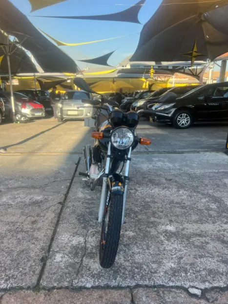 HONDA CG 125 FAN ES, Foto 2