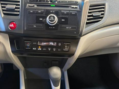 HONDA Civic 1.8 16V 4P FLEX LXS AUTOM�TICO, Foto 4