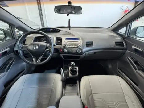 HONDA Civic 1.8 16V 4P FLEX LXS, Foto 5