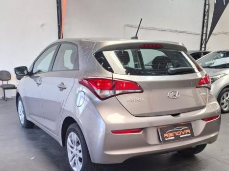 HYUNDAI HB 20 Hatch 1.6 16V 4P FLEX COMFORT PLUS AUTOMTICO, Foto 10