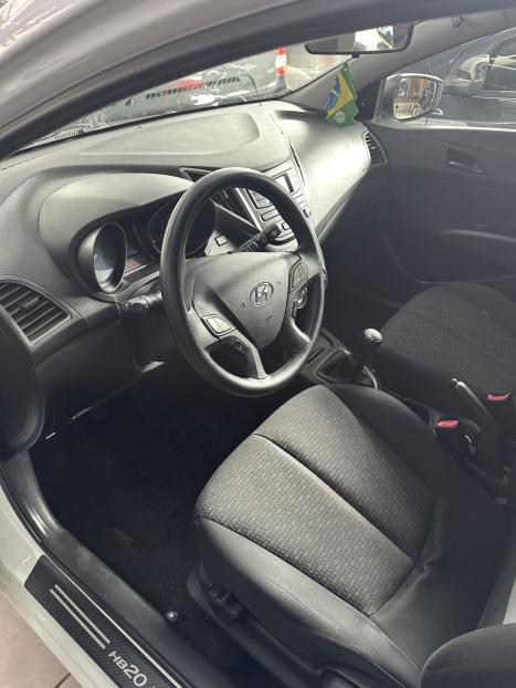 HYUNDAI HB 20 Hatch 1.0 12V 4P FLEX UNIQUE, Foto 3