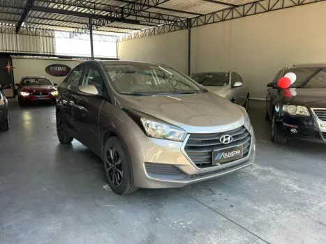 HYUNDAI HB 20 Sedan 1.6 16V 4P FLEX COMFORT AUTOMTICO, Foto 3