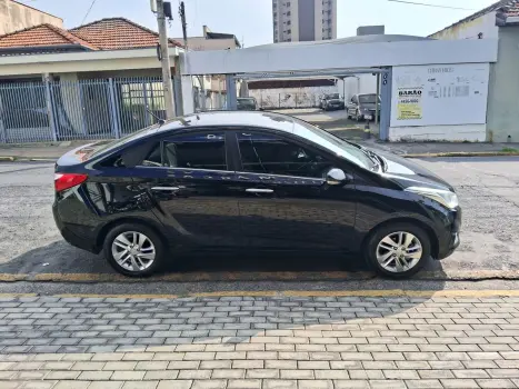 HYUNDAI HB 20 Sedan 1.6 16V 4P FLEX PREMIUM AUTOM�TICO, Foto 3