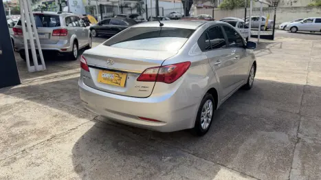 HYUNDAI HB 20 Sedan 1.6 16V 4P FLEX COMFORT PLUS AUTOM�TICO, Foto 6