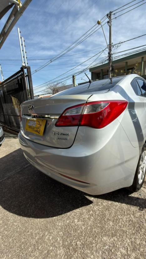 HYUNDAI HB 20 Sedan 1.6 16V 4P FLEX COMFORT AUTOM�TICO, Foto 8