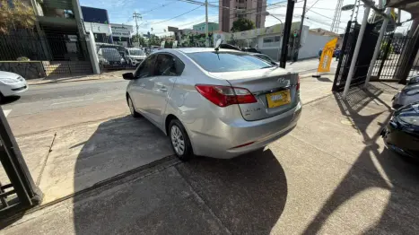 HYUNDAI HB 20 Sedan 1.6 16V 4P FLEX COMFORT AUTOM�TICO, Foto 10