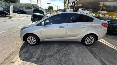 HYUNDAI HB 20 Sedan 1.6 16V 4P FLEX COMFORT AUTOM�TICO, Foto 11