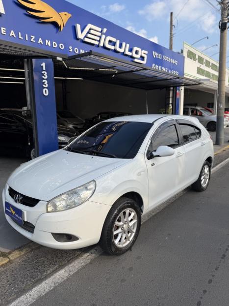 JAC J3 Hatch 1.4 16V 4P, Foto 6