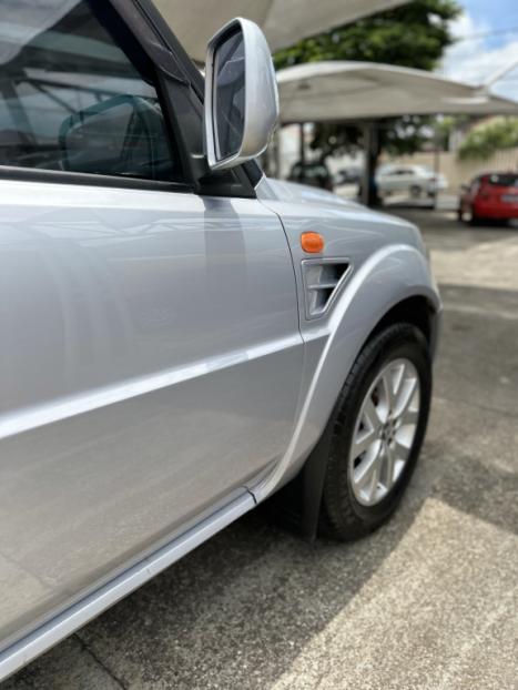 MITSUBISHI Pajero TR4 2.0 16V 4P 4X4 FLEX AUTOM�TICO, Foto 5