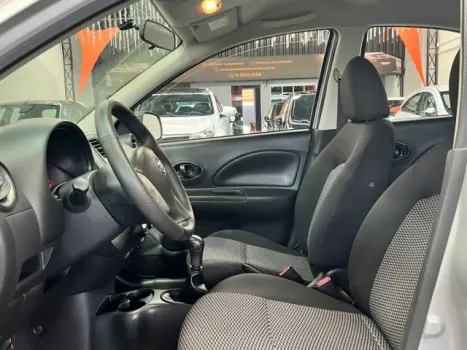 NISSAN March 1.6 16V 4P S FLEX, Foto 8