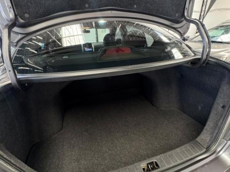 NISSAN Versa Sedan 1.6 16V 4P SL FLEX XTRONIC AUTOM�TICO CVT, Foto 13