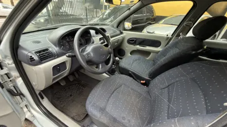 RENAULT Clio Hatch 1.0 16V 4P EXPRESSION, Foto 13