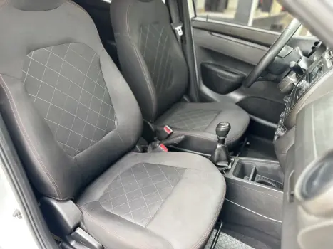 RENAULT Kwid 1.0 12V 4P SCE FLEX ZEN 2, Foto 16