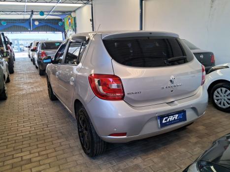 RENAULT Sandero 1.0 16V 4P FLEX EXPRESSION, Foto 4