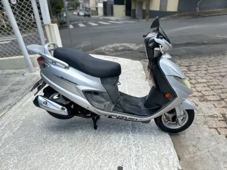 SUZUKI Burgman 125 , Foto 1