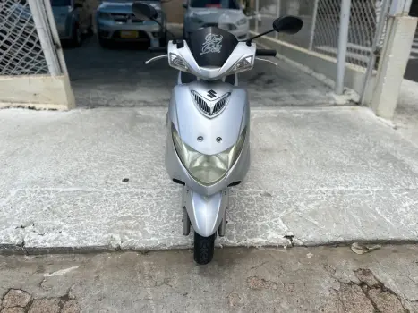 SUZUKI Burgman 125 , Foto 4