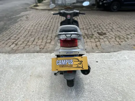 SUZUKI Burgman 125 , Foto 7