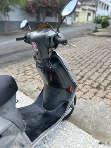 SUZUKI Burgman 125 , Foto 9