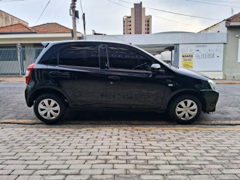 TOYOTA Etios Hatch 1.3 16V 4P FLEX X, Foto 3