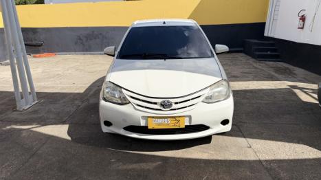 TOYOTA Etios Sedan 1.5 16V 4P FLEX XS, Foto 2