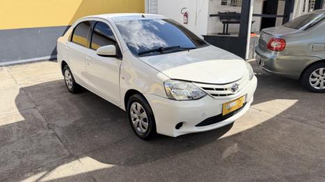 TOYOTA Etios Sedan 1.5 16V 4P FLEX XS, Foto 3