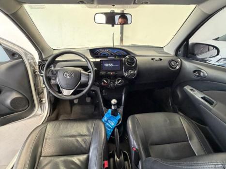 TOYOTA Etios Sedan 1.5 16V 4P FLEX PLATINUM, Foto 8