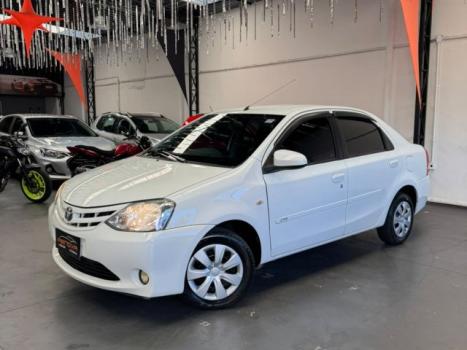 TOYOTA Etios Sedan 1.5 16V 4P FLEX XS, Foto 3