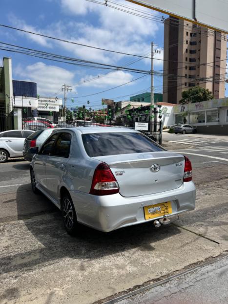 TOYOTA Etios Sedan 1.5 16V 4P FLEX PLATINUM AUTOMÁTICO, Foto 4