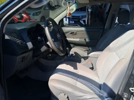 TOYOTA Hilux Caminhonete 2.7 16V 4P SR FLEX CABINE DUPLA AUTOM�TICO, Foto 6